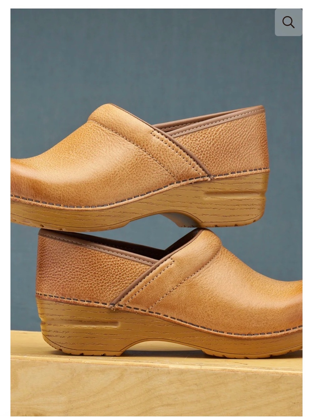 Dansko Wide Pro Honey Distressed Leather Clog Mules Size 38 or 7.5 - Picture 2 of 9